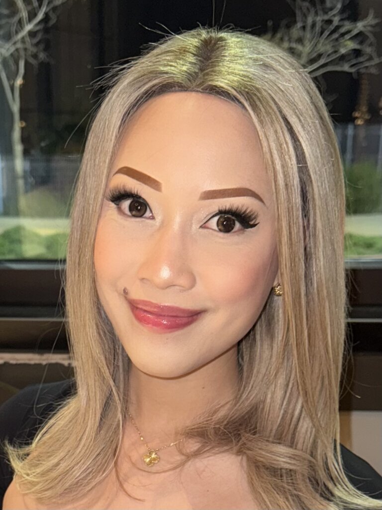 Headshot of Ava Alvarez